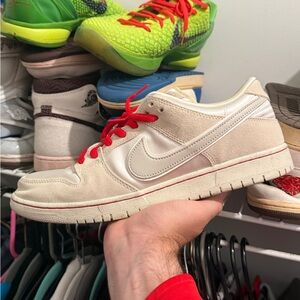 Nike SB Dunk Low Pro “City of Love” Size 13